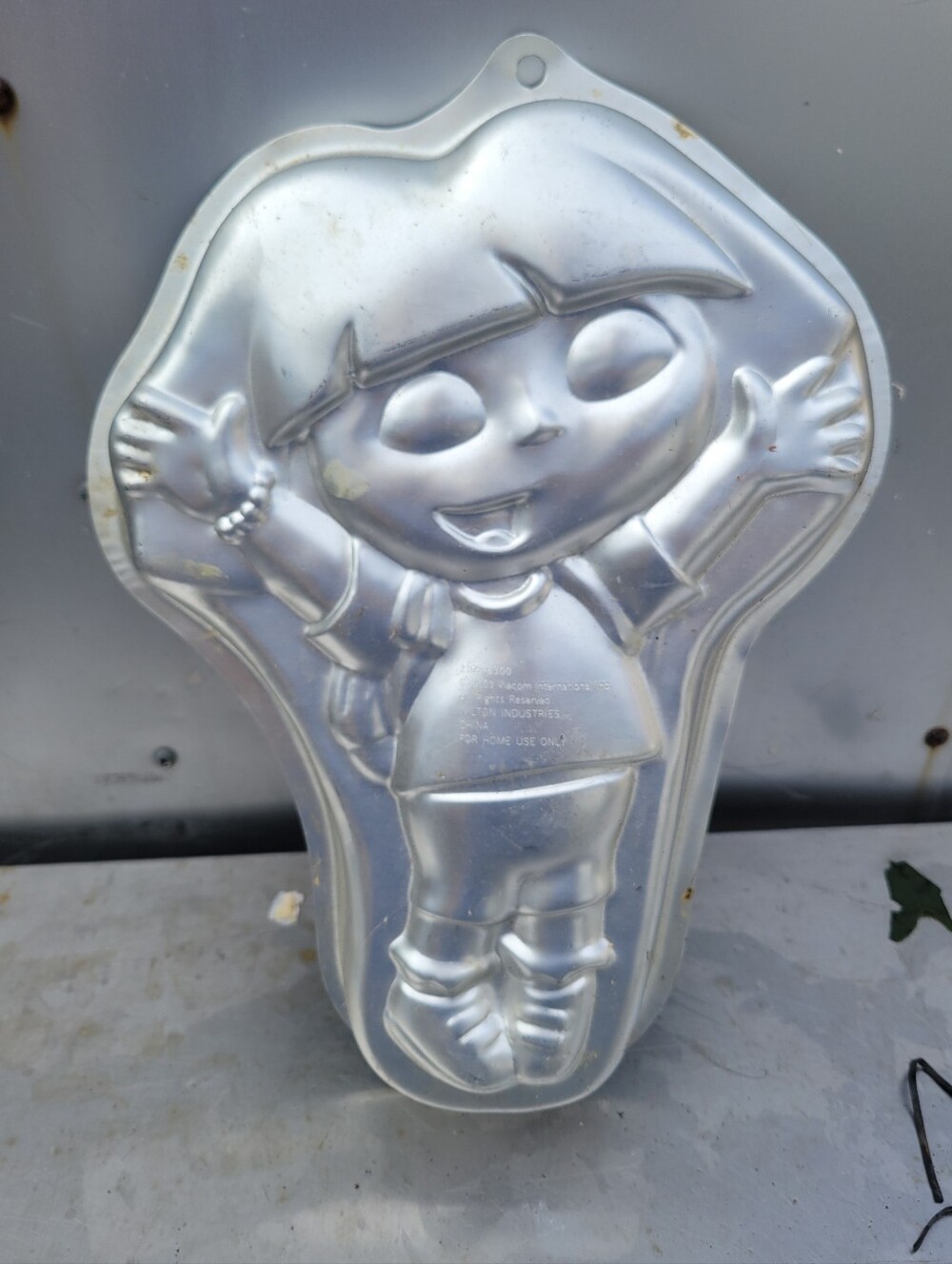 Wilton Dora the Explorer Aluminum Cake Pan